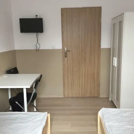 Dla Firm Pokoje I Pracownicze Deszczowa Katowice